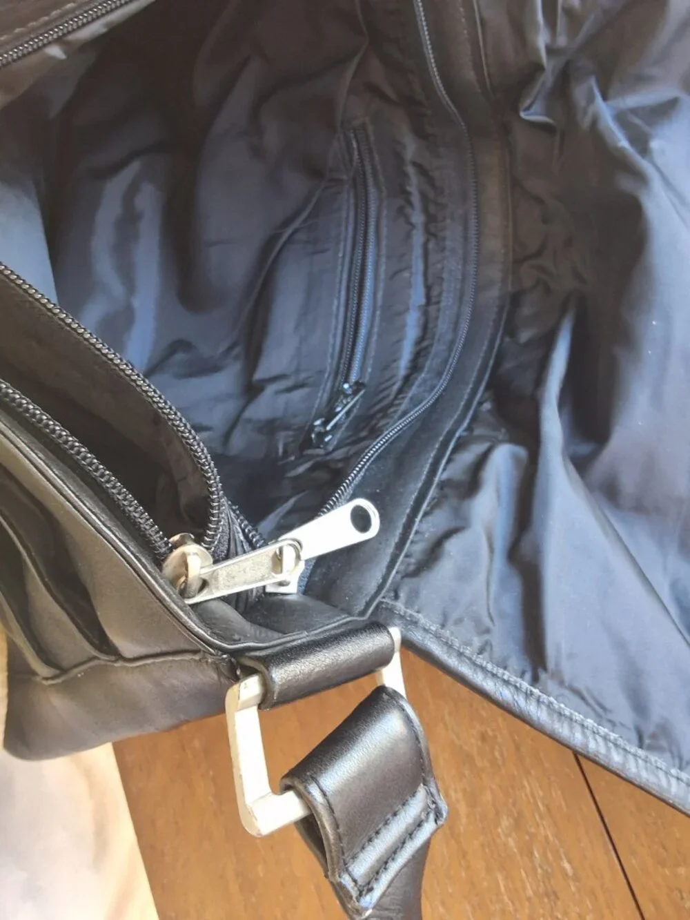 Frye Black Leather Messenger Bag Briefcase